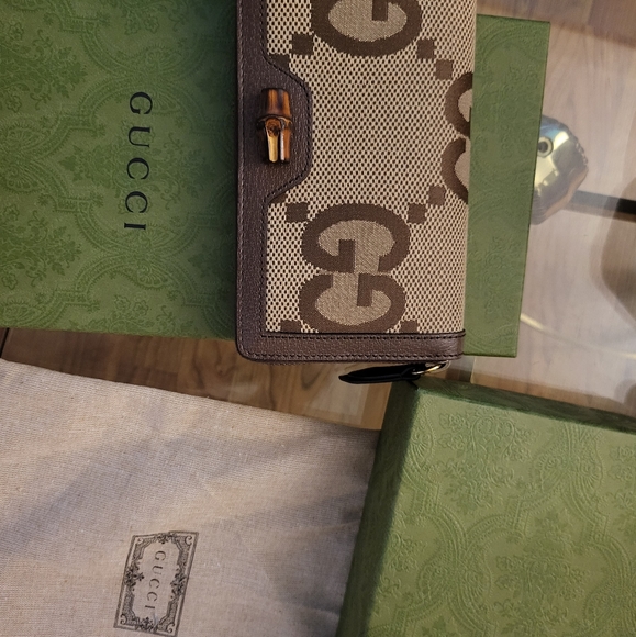 Authentic Gucci Diana Jumbo GG Wallet - Picture 12 of 13
